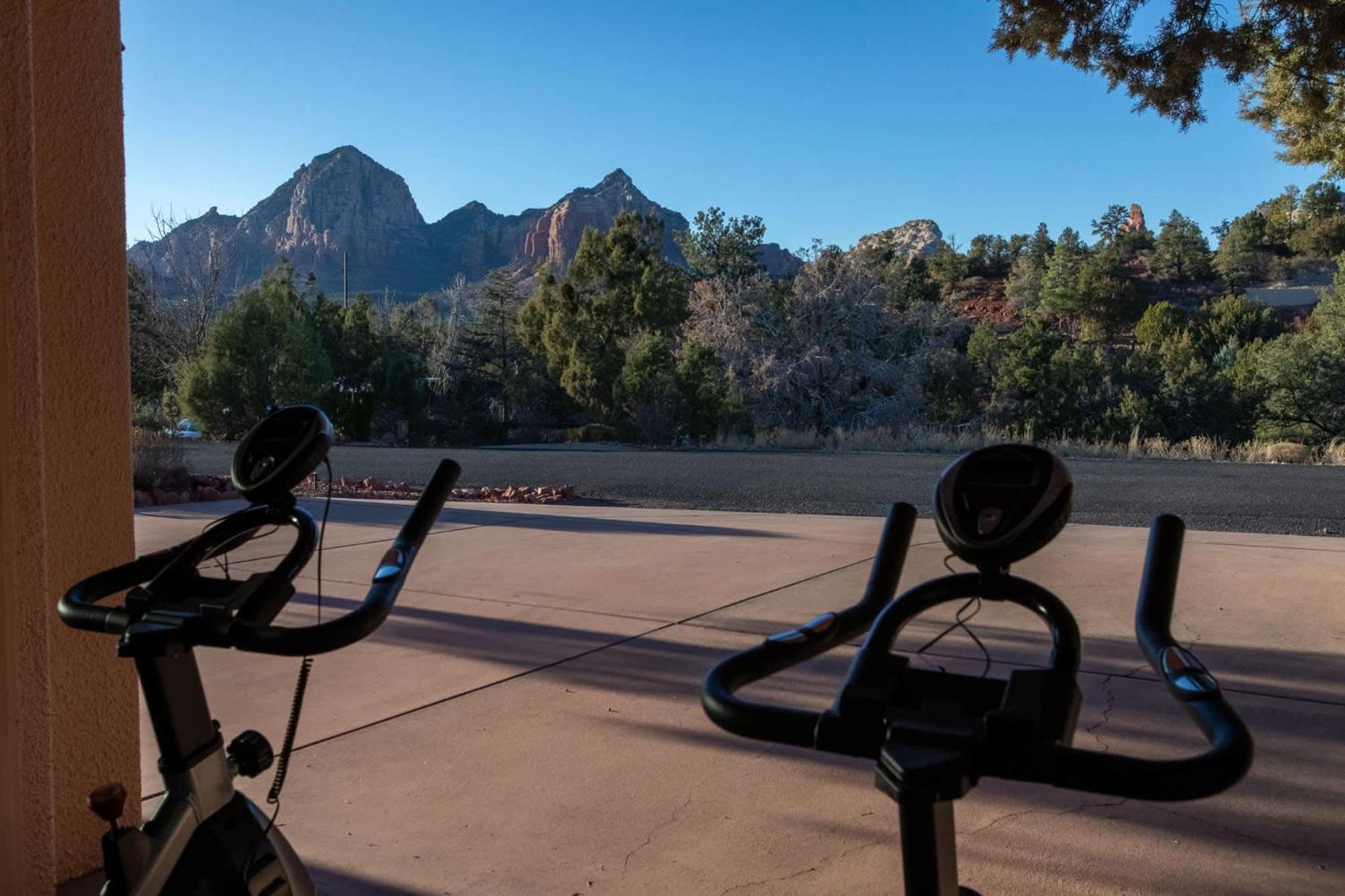 5 Bed 3 Bath Uptown Sedona-Game Room-Sauna-Cold Plunge-Jacuzzi-Gym Eksteriør bilde