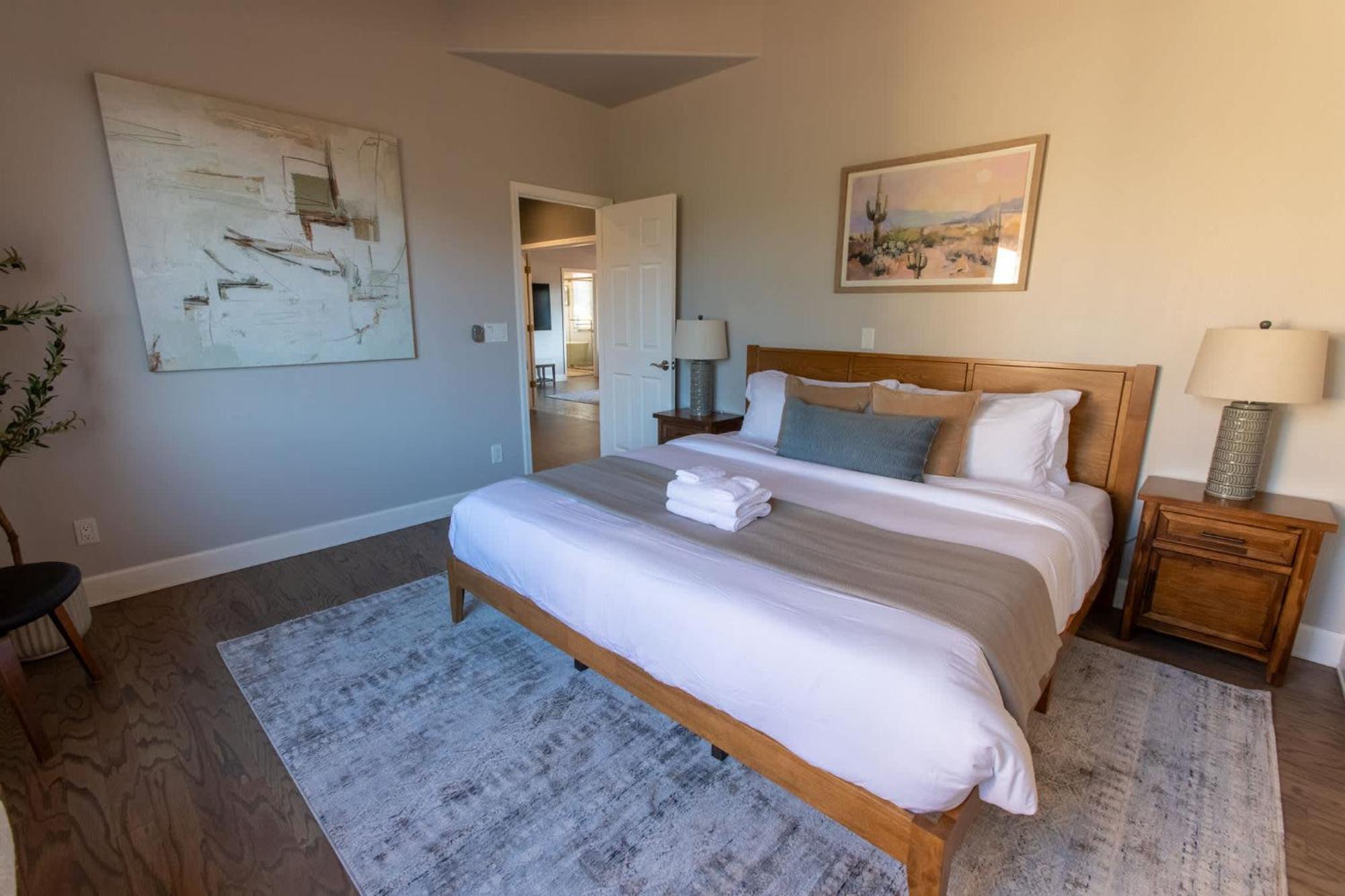 5 Bed 3 Bath Uptown Sedona-Game Room-Sauna-Cold Plunge-Jacuzzi-Gym Eksteriør bilde