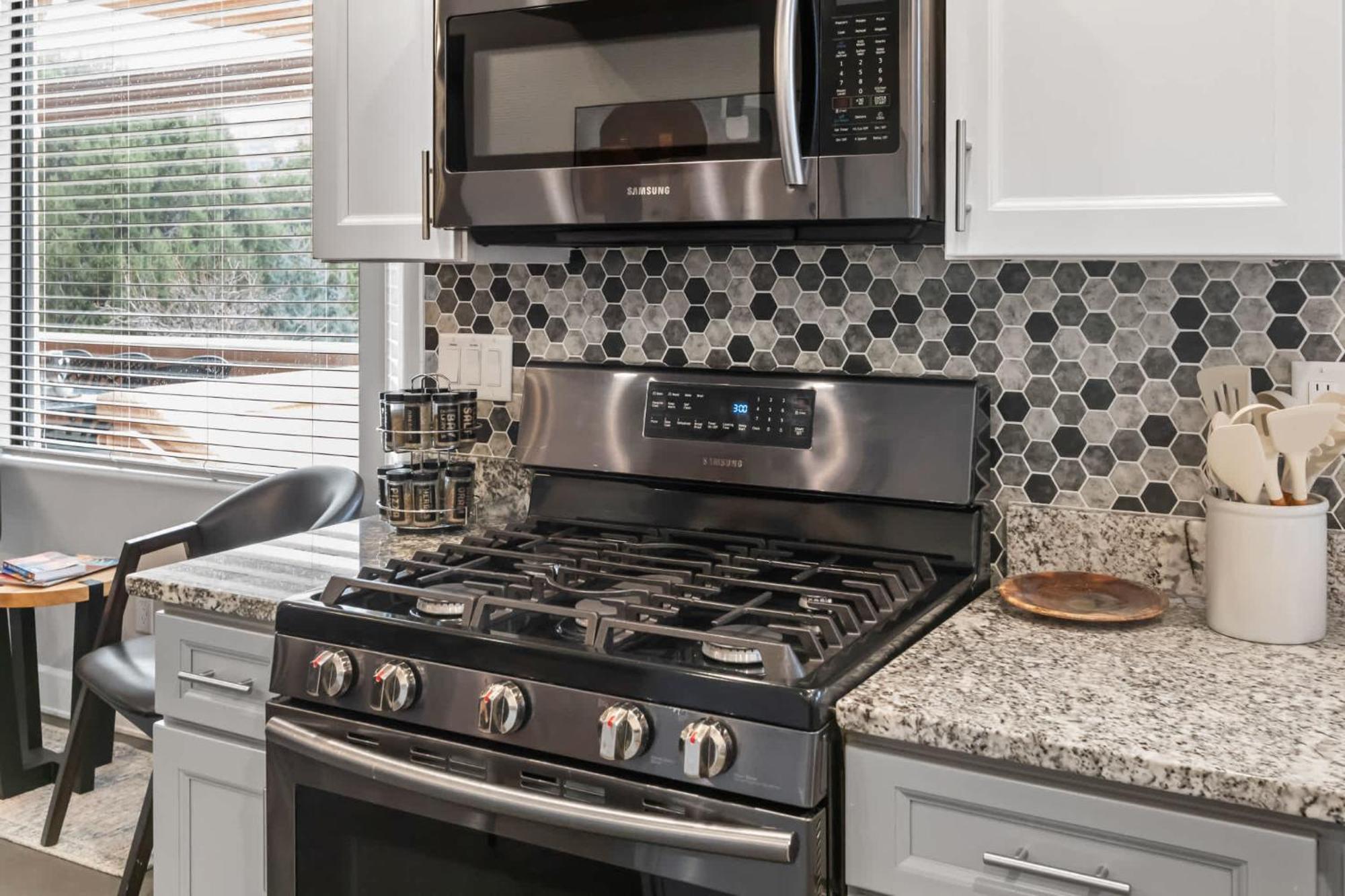 5 Bed 3 Bath Uptown Sedona-Game Room-Sauna-Cold Plunge-Jacuzzi-Gym Eksteriør bilde