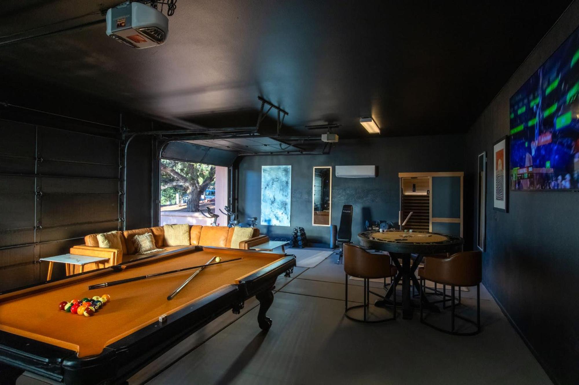 5 Bed 3 Bath Uptown Sedona-Game Room-Sauna-Cold Plunge-Jacuzzi-Gym Eksteriør bilde